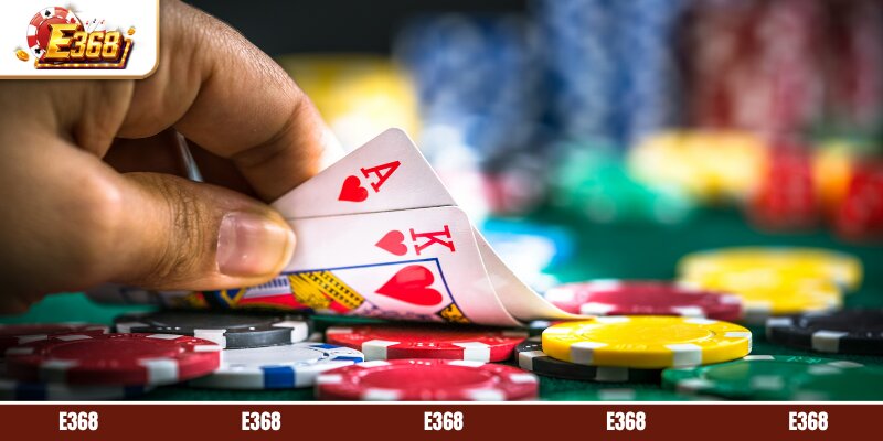 Game bài Phỏm đòi hỏi sự tính toán cẩn thận